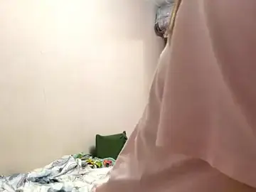 Stripchat Live Porn of HebrewRiding
