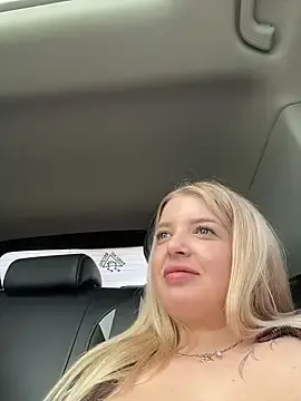 Stripchat Sex Cam of OdriOlsens