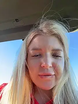 Stripchat Sex Cam of OdriOlsens
