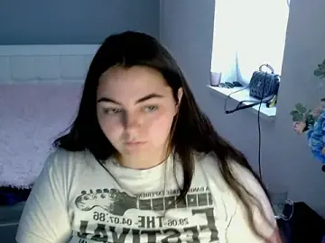 Stripchat Sex Cam of kitsune_8