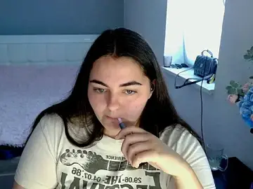 Stripchat Sex Cam of kitsune_8