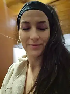 Stripchat Free Porn Cam of MorganaMystic