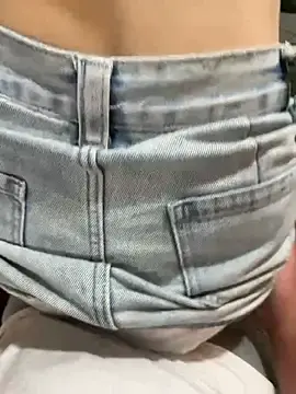Stripchat Free Live Porn of MissY_8