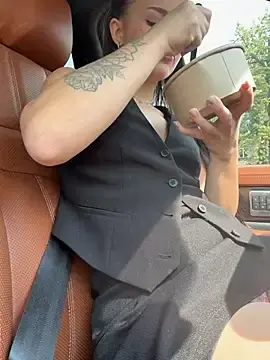 Stripchat Live Sex Cam of AngelinaTeller