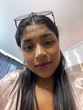 Stripchat Free Porn Cam of Mariangel_11