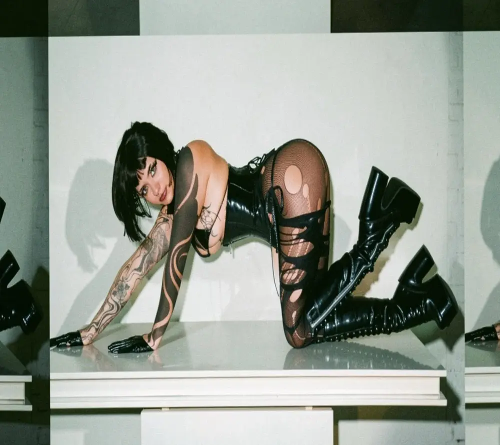 Agatha_BDSM