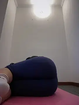 Stripchat Adult Webcam of kim_monti