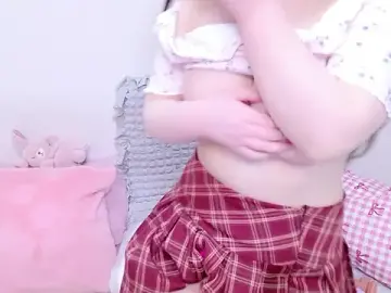 Stripchat Live Sex Cam of x--Miu--x