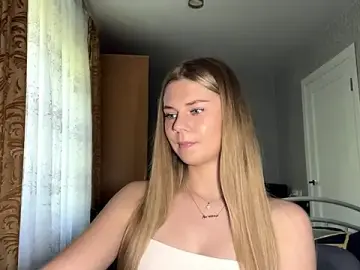 Stripchat Live Sex of HoneysPiee