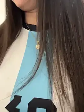 Stripchat Free Live Porn of Lina_soler69