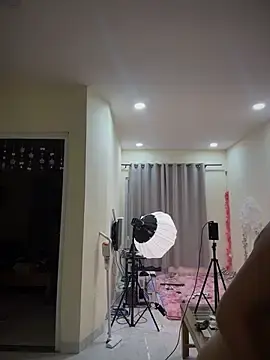 Stripchat Watch Live Sex Cams of -Sexy_Barbie-