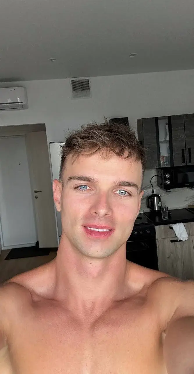 Nik_Sharp