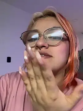 Stripchat Free Porn Cam of Sophia_Weest99