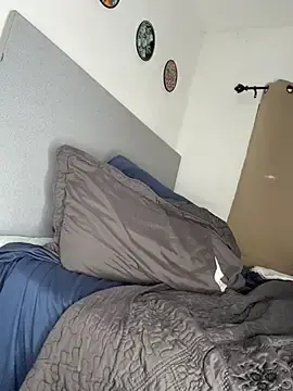 Stripchat Live Sex Cam of Bigbuttbrooklynn