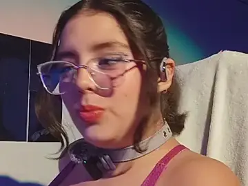 Stripchat Free Porn Cam of Pao_Ly