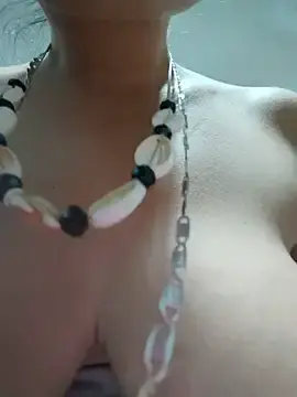 Stripchat Sex Cam of Tammara_wilson