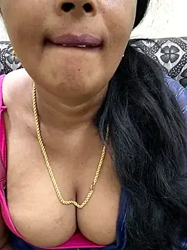 Stripchat Watch Live Sex Cams of Siri_telugutamil95