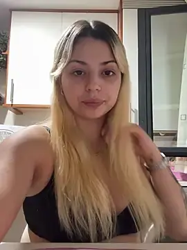 Stripchat Free Live Porn of Noeliagglow