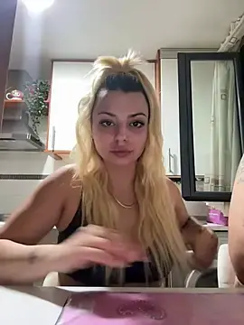 Stripchat Best Webcam of Noeliagglow