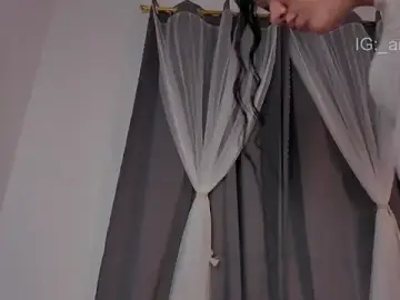 Stripchat Free Porn Cam of annie_barozzi
