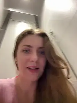 Stripchat Best Webcam of MariiD