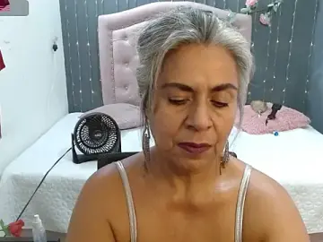 Stripchat Live Sex of lalisha_96