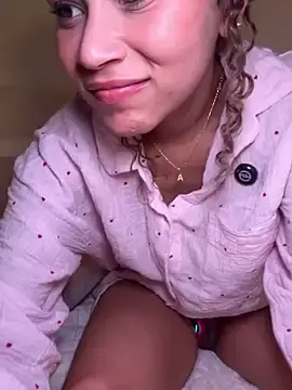 Stripchat Adult Webcams of Lianh_Benett