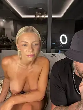 Stripchat Best live sex cam show of SexOnMyLvL