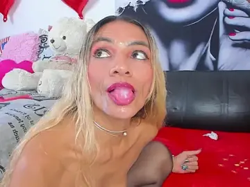 Stripchat Live Sex Cam of Angeline_focus
