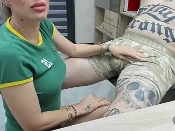 Stripchat Live Sex Cam of cash_rules77