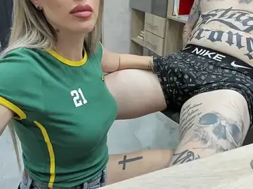 Stripchat Live Porn of cash_rules77