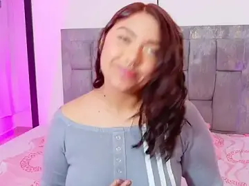 Stripchat Sex Cam of DIANEE_01