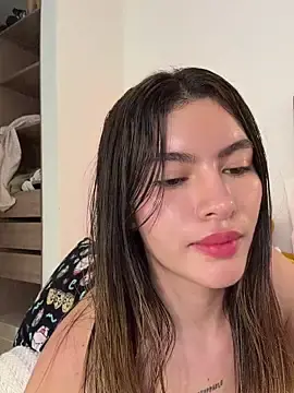 Stripchat Adult Webcam of Your_Honeey