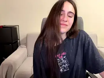 Stripchat Best live sex cam show of AliceKolltt