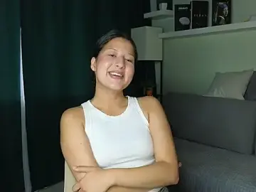 Stripchat Live Sex Cam of KelleeBarrois