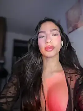 Stripchat Best live sex cam show of DulceLenns