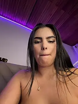 Stripchat Live Sex of Maddy_Rouse_