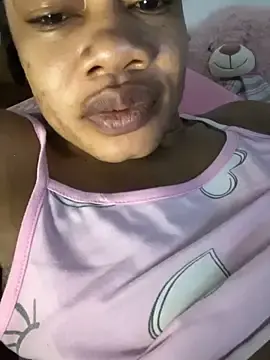 Stripchat Nude Webcam of _yisela_