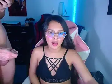 Stripchat Live Porn of jessi_and_boy