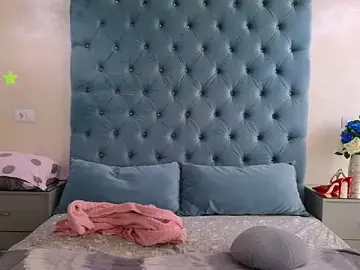 Stripchat Adult Webcam of Theowonder