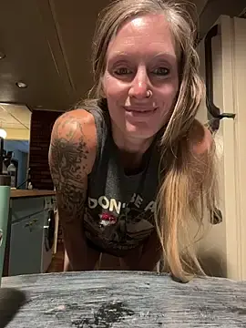 Stripchat Live Porn of ItsDanniG