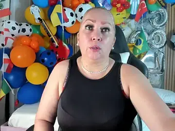 Stripchat Live Sex of Danna_topless