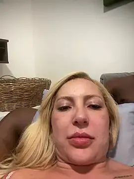 Stripchat Live Sex of Juuhschmitt