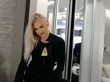 Stripchat Live Sex of IsabellaDeRosa