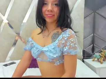 Stripchat Live Sex Cam of Agatta_Adams
