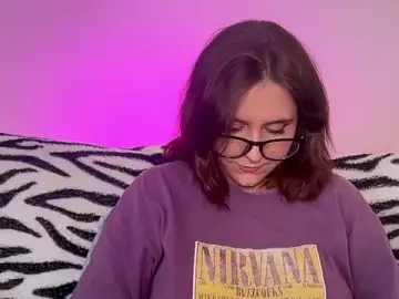 Stripchat Live Sex Cam of Diana_Flower