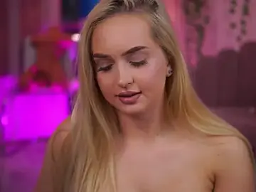 Stripchat Live Porn of ElyssawetXX