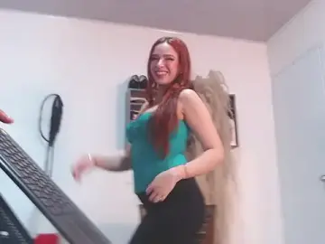 Stripchat Sex Cam of NinaAndRocco
