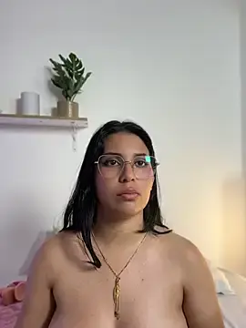 Stripchat Adult Webcam of shainadavis