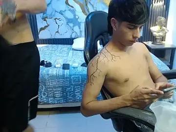 Stripchat Best live sex cam show of Estiv18_